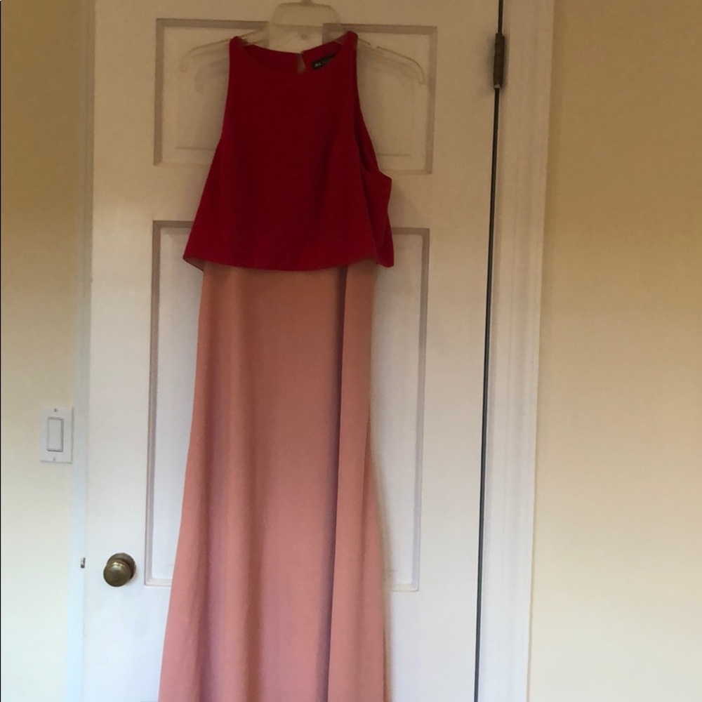 Long Dress - Picture 5 of 6
